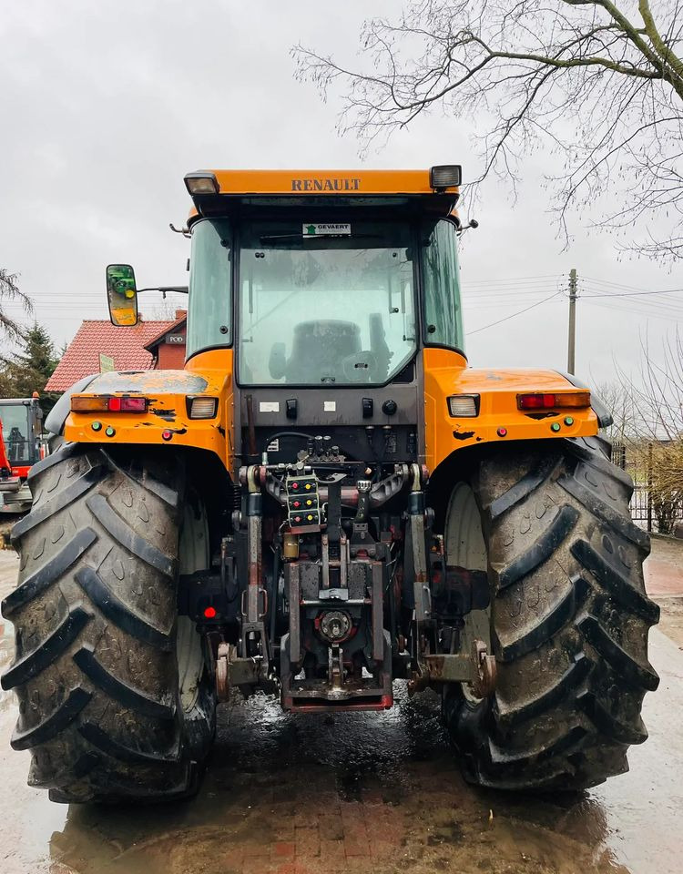 Renault Ares 826 RZ - Tractor: foto 5 Renault Ares 826 RZ - Tractor: foto 5