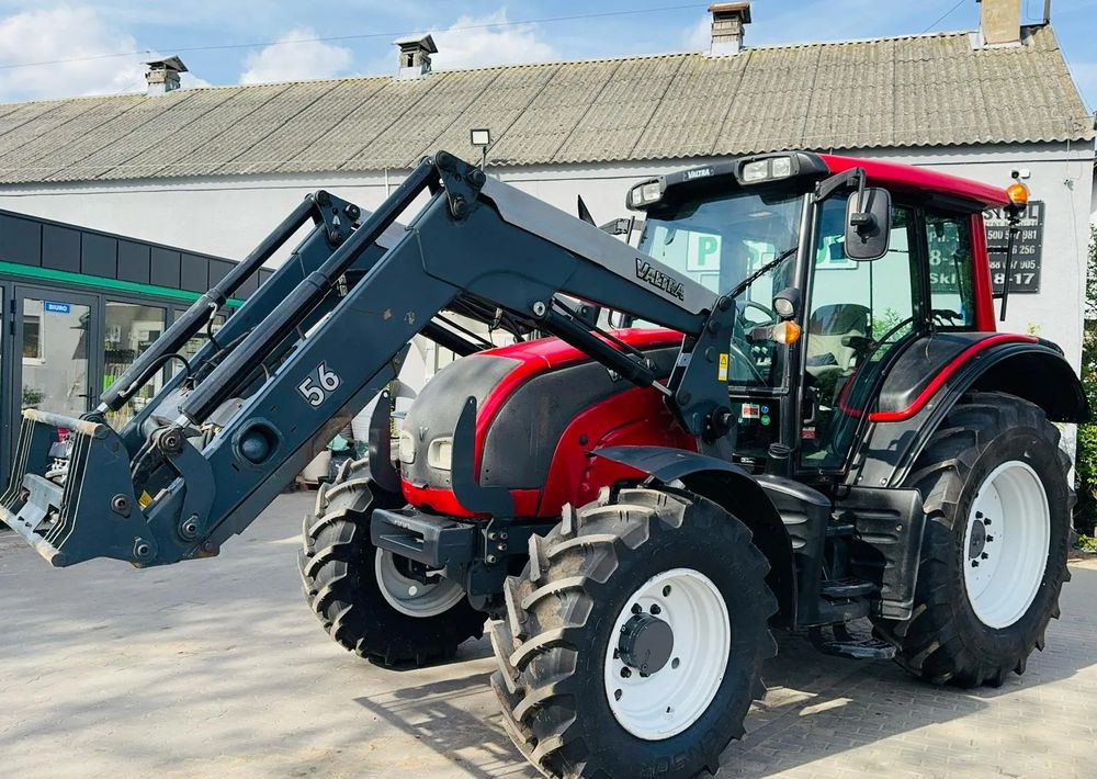 Valtra N101 - Tractor: foto 2 Valtra N101 - Tractor: foto 2