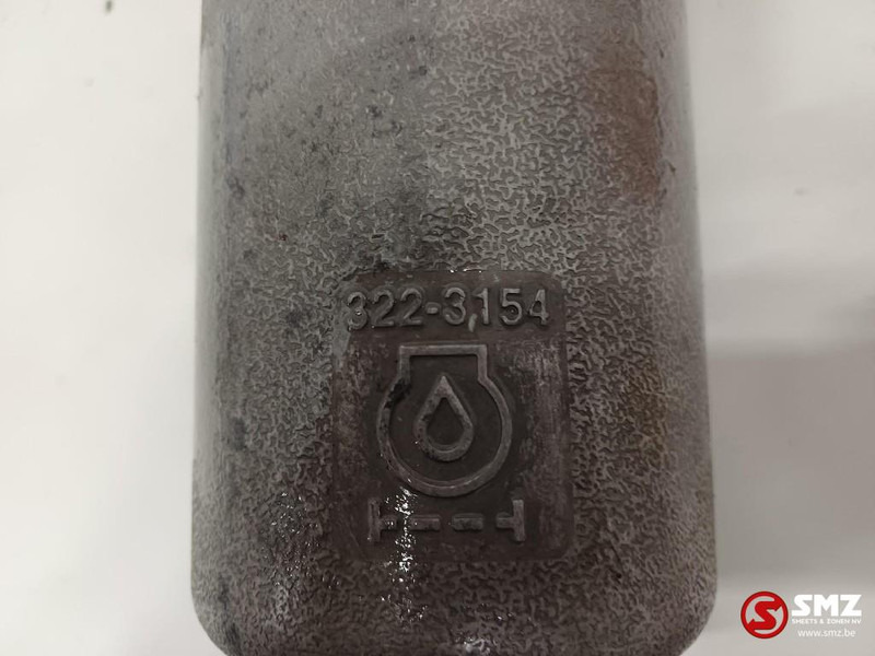 Caterpillar Oil filter + high temperature hose Caterpillar - Filtro de aceite para Equipo de manutención: foto 4 Caterpillar Oil filter + high temperature hose Caterpillar - Filtro de aceite para Equipo de manutención: foto 4