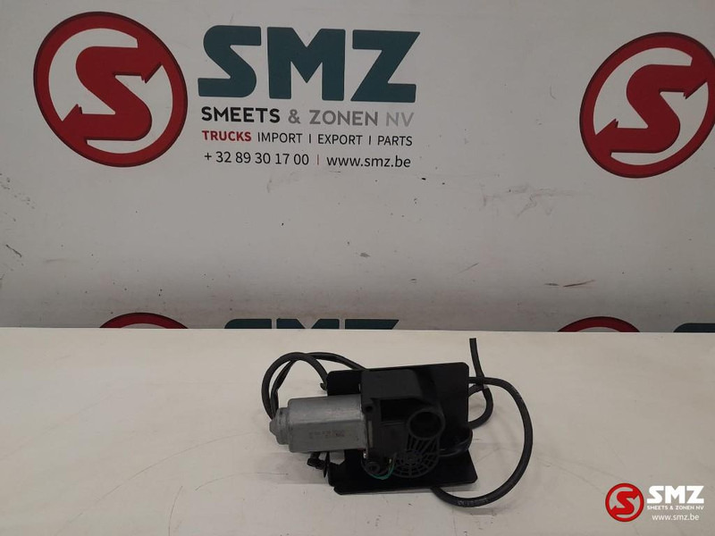 Caterpillar Windshield wiper motor caterpillar - Limpiaparabrisas para Equipo de manutención: foto 2 Caterpillar Windshield wiper motor caterpillar - Limpiaparabrisas para Equipo de manutención: foto 2