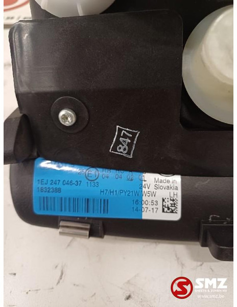 DAF Koplamp links DAF - Faro delantero para Camión: foto 4 DAF Koplamp links DAF - Faro delantero para Camión: foto 4