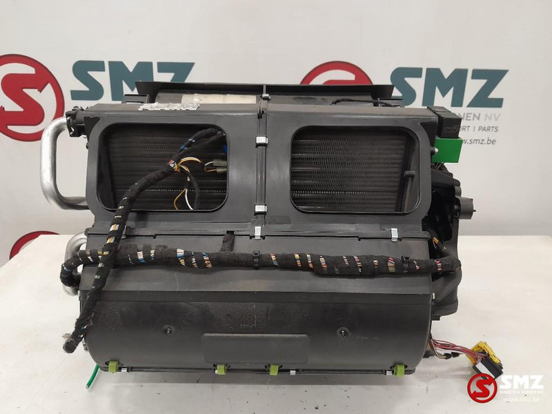 DAF Occ kachelhuis DAF - Calefacción/ Ventilación para Camión: foto 4 DAF Occ kachelhuis DAF - Calefacción/ Ventilación para Camión: foto 4