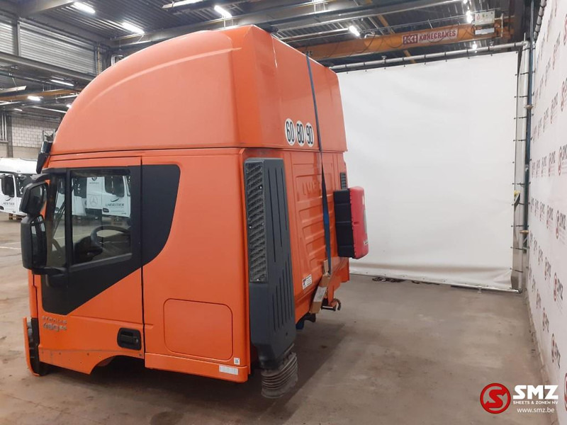 Iveco Occ cabine compleet Iveco Stralis HI Way euro 6 - Cabina e interior para Camión: foto 5 Iveco Occ cabine compleet Iveco Stralis HI Way euro 6 - Cabina e interior para Camión: foto 5