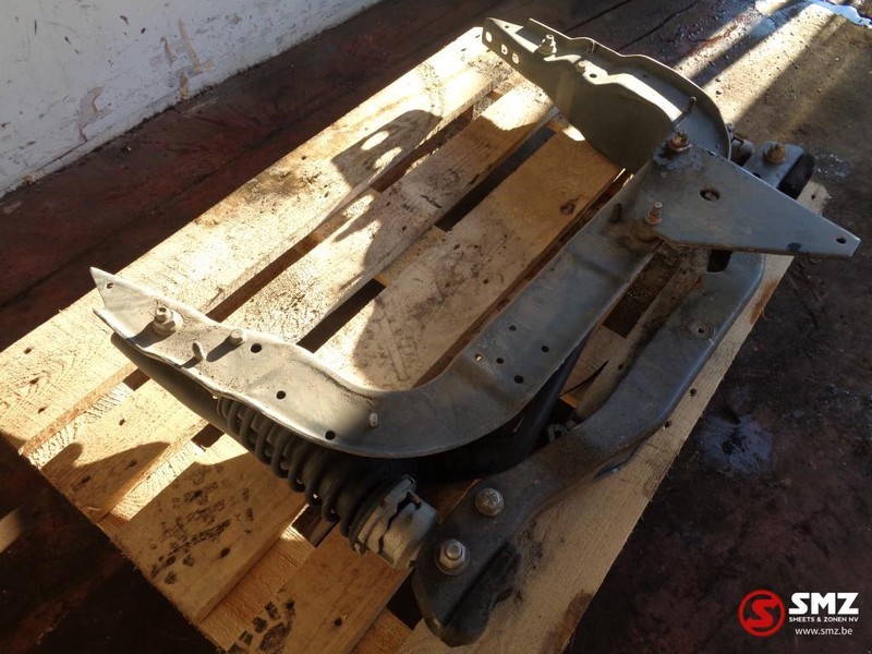 Iveco Occ cabine ophanging achter - Suspensión de cabina para Camión: foto 3 Iveco Occ cabine ophanging achter - Suspensión de cabina para Camión: foto 3