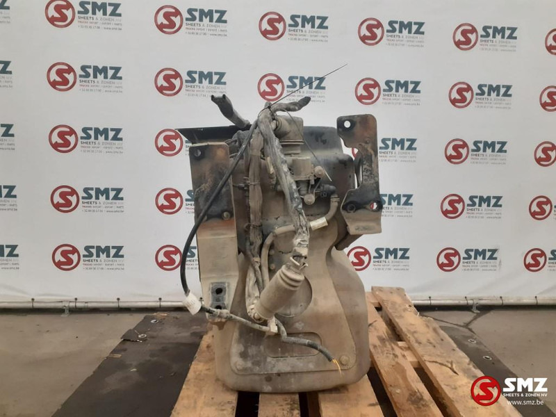 MAN Occ AdBluetank MAN - Sistema de combustible para Camión: foto 2 MAN Occ AdBluetank MAN - Sistema de combustible para Camión: foto 2