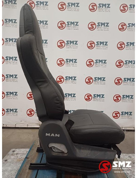 MAN Occ bijrijdersstoel MAN - Cabina e interior para Camión: foto 3 MAN Occ bijrijdersstoel MAN - Cabina e interior para Camión: foto 3