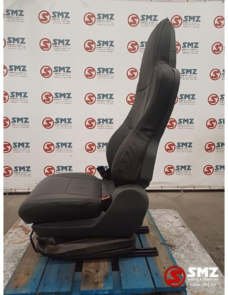 MAN Occ bijrijdersstoel MAN - Cabina e interior para Camión: foto 4 MAN Occ bijrijdersstoel MAN - Cabina e interior para Camión: foto 4