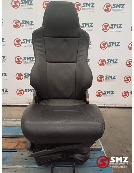 MAN Occ bijrijdersstoel MAN - Cabina e interior para Camión: foto 1 MAN Occ bijrijdersstoel MAN - Cabina e interior para Camión: foto 1