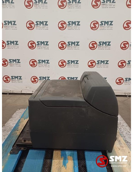 MAN Occ koelkast 35L MAN - Cabina e interior para Camión: foto 4 MAN Occ koelkast 35L MAN - Cabina e interior para Camión: foto 4