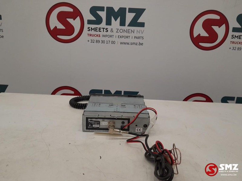 MAN Occ radio CB Stabo XM3044 MAN TGA - Sistema eléctrico para Camión: foto 2 MAN Occ radio CB Stabo XM3044 MAN TGA - Sistema eléctrico para Camión: foto 2