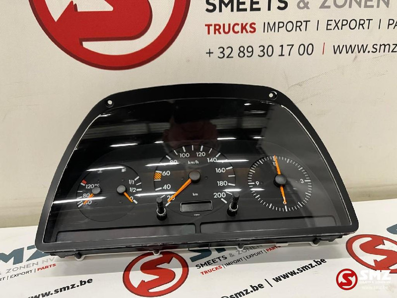 Mercedes-Benz Instrumentenpaneel mercedes vito a0005428401 - Salpicadero para Coche: foto 1 Mercedes-Benz Instrumentenpaneel mercedes vito a0005428401 - Salpicadero para Coche: foto 1