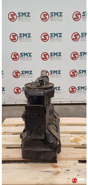 Mercedes-Benz Occ AdBluetank 25L + AdBlueniveausensor Mercedes - Sistema de combustible para Camión: foto 4 Mercedes-Benz Occ AdBluetank 25L + AdBlueniveausensor Mercedes - Sistema de combustible para Camión: foto 4