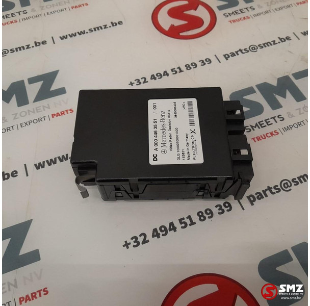 Mercedes-Benz Occ ECU Video Radar Decision Unit regeleenheid Mer - Unidad de control para Camión: foto 2 Mercedes-Benz Occ ECU Video Radar Decision Unit regeleenheid Mer - Unidad de control para Camión: foto 2