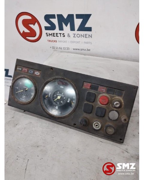 Mercedes-Benz Occ Instrumentenpaneel Mercedes - Salpicadero para Camión: foto 1 Mercedes-Benz Occ Instrumentenpaneel Mercedes - Salpicadero para Camión: foto 1
