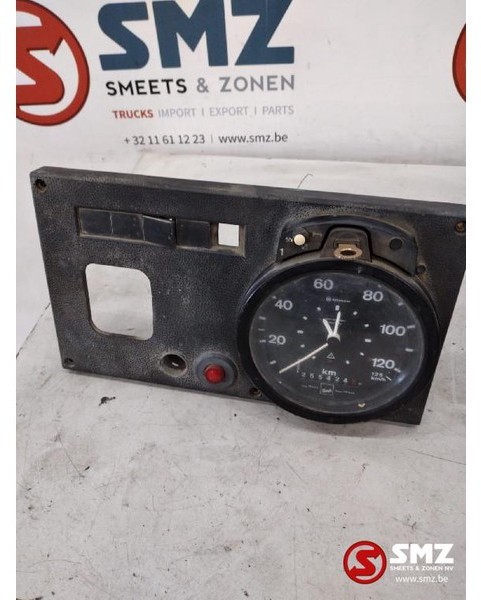 Mercedes-Benz Occ Instrumentenpaneel Mercedes - Salpicadero para Camión: foto 2 Mercedes-Benz Occ Instrumentenpaneel Mercedes - Salpicadero para Camión: foto 2