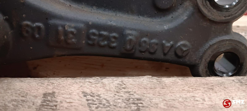 Mercedes-Benz Occ ashoudersteun rechtsachter Mercedes - Bastidor/ Chasis para Camión: foto 5 Mercedes-Benz Occ ashoudersteun rechtsachter Mercedes - Bastidor/ Chasis para Camión: foto 5