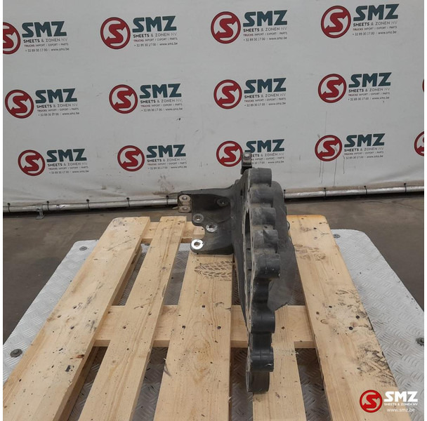 Mercedes-Benz Occ bladveerbeugel vooras links Mercedes - Bastidor/ Chasis para Camión: foto 4 Mercedes-Benz Occ bladveerbeugel vooras links Mercedes - Bastidor/ Chasis para Camión: foto 4