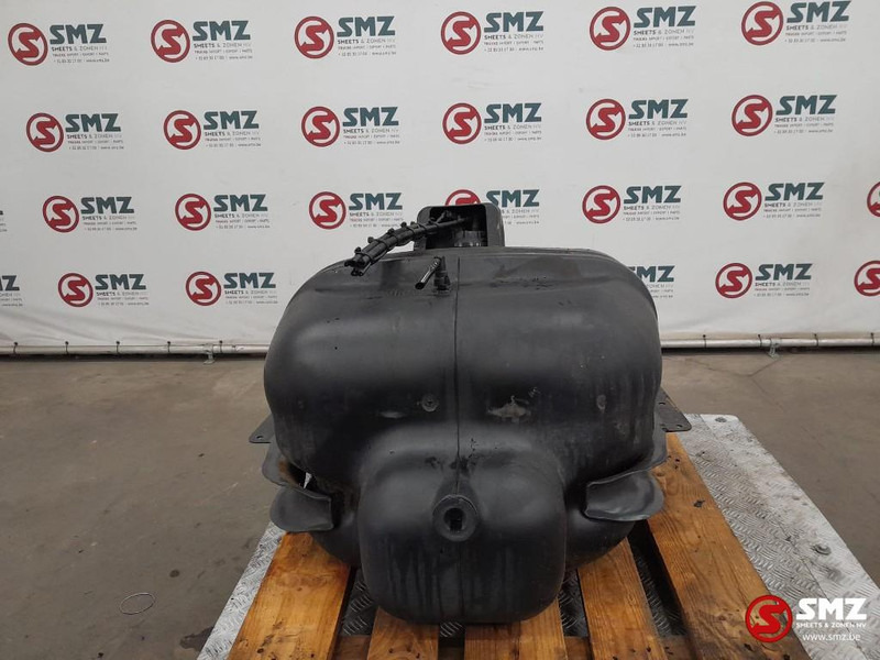 Mercedes-Benz Occ brandstoftank 125L Mercedes - Depósito de combustible para Camión: foto 2 Mercedes-Benz Occ brandstoftank 125L Mercedes - Depósito de combustible para Camión: foto 2