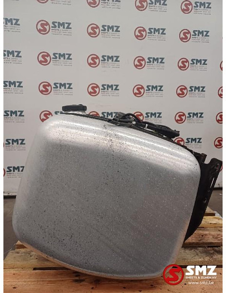Mercedes-Benz Occ brandstoftank + brandstofniveausensor 290L Mer - Depósito de combustible para Camión: foto 1 Mercedes-Benz Occ brandstoftank + brandstofniveausensor 290L Mer - Depósito de combustible para Camión: foto 1