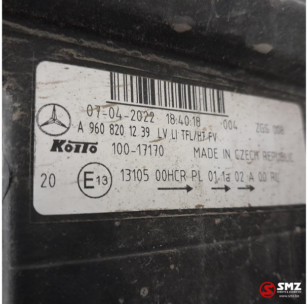 Mercedes-Benz Occ koplamp links Mercedes - Faro delantero para Camión: foto 3 Mercedes-Benz Occ koplamp links Mercedes - Faro delantero para Camión: foto 3