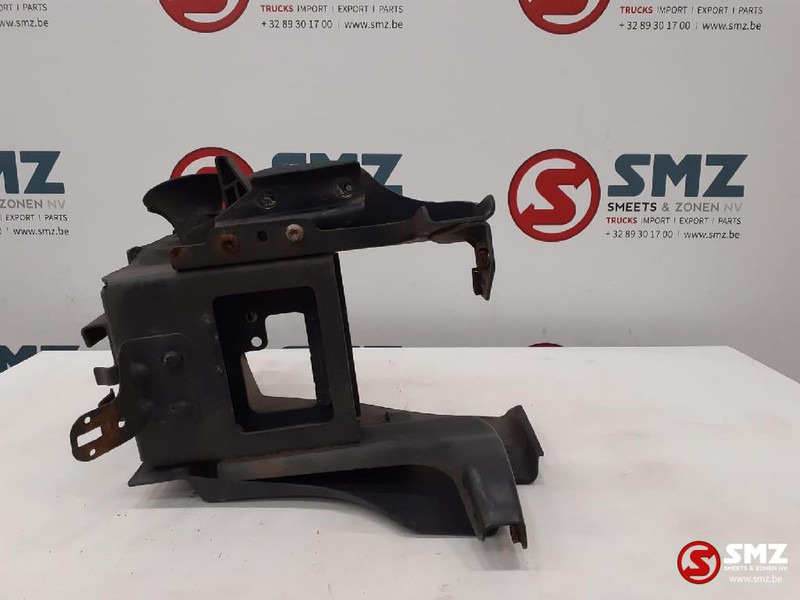 Mercedes-Benz Occ onderste tredebeugel links Mercedes - Bastidor/ Chasis para Camión: foto 3 Mercedes-Benz Occ onderste tredebeugel links Mercedes - Bastidor/ Chasis para Camión: foto 3