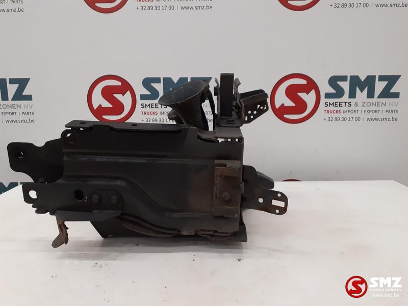 Mercedes-Benz Occ onderste tredebeugel links Mercedes - Bastidor/ Chasis para Camión: foto 1 Mercedes-Benz Occ onderste tredebeugel links Mercedes - Bastidor/ Chasis para Camión: foto 1