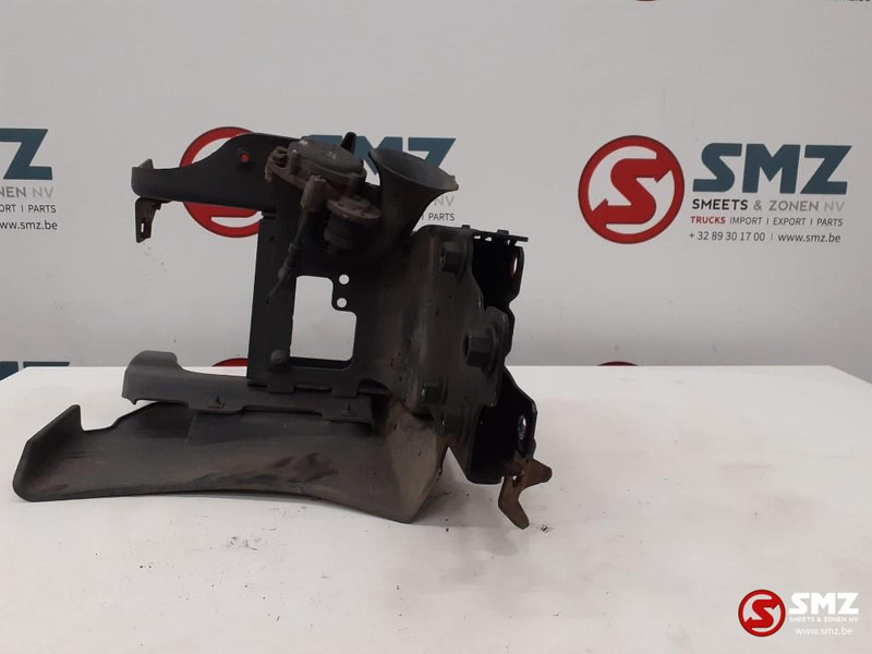 Mercedes-Benz Occ onderste tredebeugel links Mercedes - Bastidor/ Chasis para Camión: foto 2 Mercedes-Benz Occ onderste tredebeugel links Mercedes - Bastidor/ Chasis para Camión: foto 2