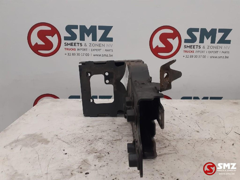 Mercedes-Benz Occ onderste tredebeugel rechts Mercedes - Bastidor/ Chasis para Camión: foto 1 Mercedes-Benz Occ onderste tredebeugel rechts Mercedes - Bastidor/ Chasis para Camión: foto 1