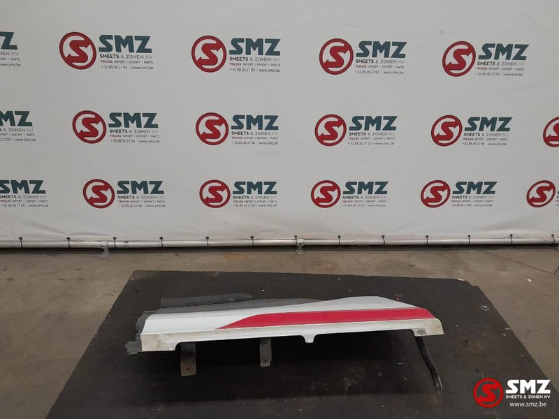 Mercedes-Benz Occ spatbordverlenging rechts Mercedes - Carrocería y exterior para Camión: foto 3 Mercedes-Benz Occ spatbordverlenging rechts Mercedes - Carrocería y exterior para Camión: foto 3