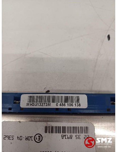 Renault Occ ECU EBS EPM2 regeleenheid Renault - Unidad de control para Camión: foto 5 Renault Occ ECU EBS EPM2 regeleenheid Renault - Unidad de control para Camión: foto 5