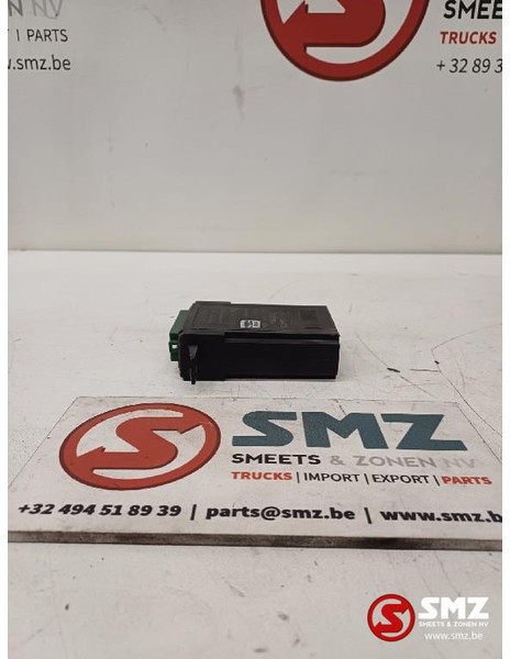 Renault Occ ECU centrale vergrendeling regeleenheid Renaul - Unidad de control para Camión: foto 3 Renault Occ ECU centrale vergrendeling regeleenheid Renaul - Unidad de control para Camión: foto 3