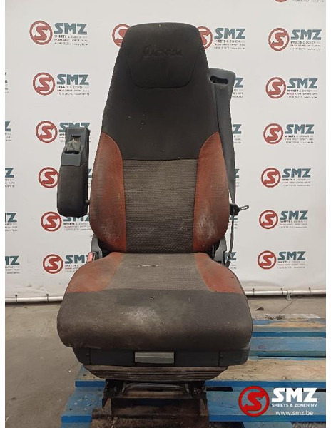 Renault Occ bestuurdersstoel Renault - Cabina e interior para Camión: foto 1 Renault Occ bestuurdersstoel Renault - Cabina e interior para Camión: foto 1