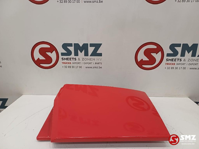 Renault Occ cabinespoiler linksboven Renault - Aerodinámica/ Spoiler para Camión: foto 1 Renault Occ cabinespoiler linksboven Renault - Aerodinámica/ Spoiler para Camión: foto 1