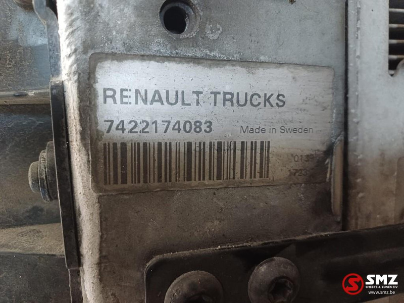 Renault Occ radiator Renault T - Radiador para Camión: foto 5 Renault Occ radiator Renault T - Radiador para Camión: foto 5