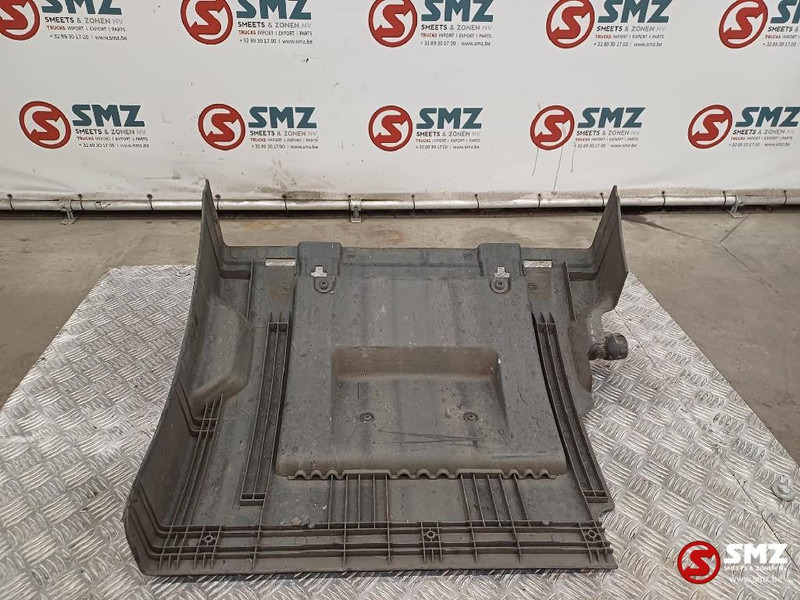 Renault Occ spatbord rechts Renault - Carrocería y exterior para Camión: foto 5 Renault Occ spatbord rechts Renault - Carrocería y exterior para Camión: foto 5