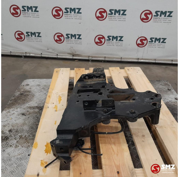 Renault Occ voorbumperbeugel links Renault - Bastidor/ Chasis para Camión: foto 4 Renault Occ voorbumperbeugel links Renault - Bastidor/ Chasis para Camión: foto 4