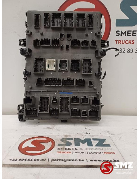 Renault Occ zekeringskast Renault - Sistema eléctrico para Camión: foto 2 Renault Occ zekeringskast Renault - Sistema eléctrico para Camión: foto 2