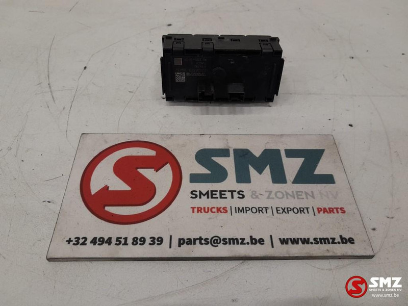 Volvo Occ dashbordpaneel Volvo - Sistema eléctrico para Camión: foto 2 Volvo Occ dashbordpaneel Volvo - Sistema eléctrico para Camión: foto 2