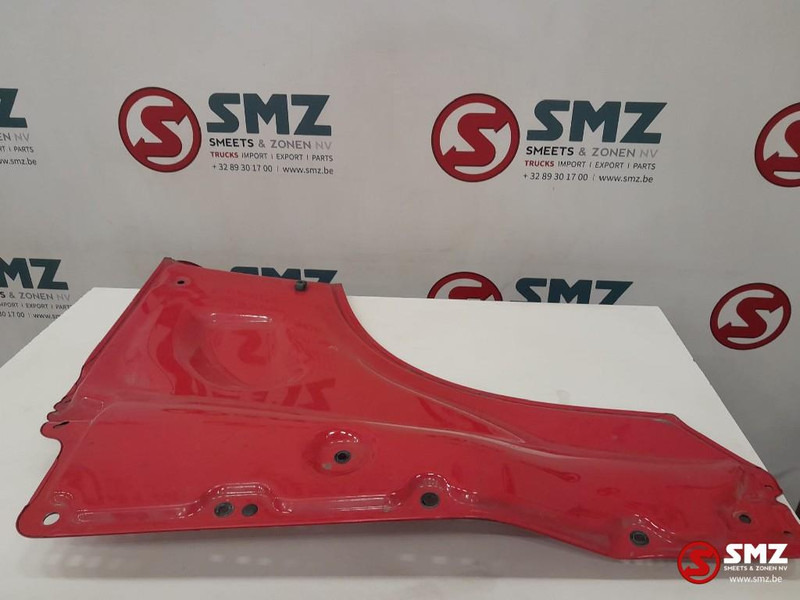 Volvo Occ deurverlenging links Volvo - Puerta y piezas para Camión: foto 3 Volvo Occ deurverlenging links Volvo - Puerta y piezas para Camión: foto 3