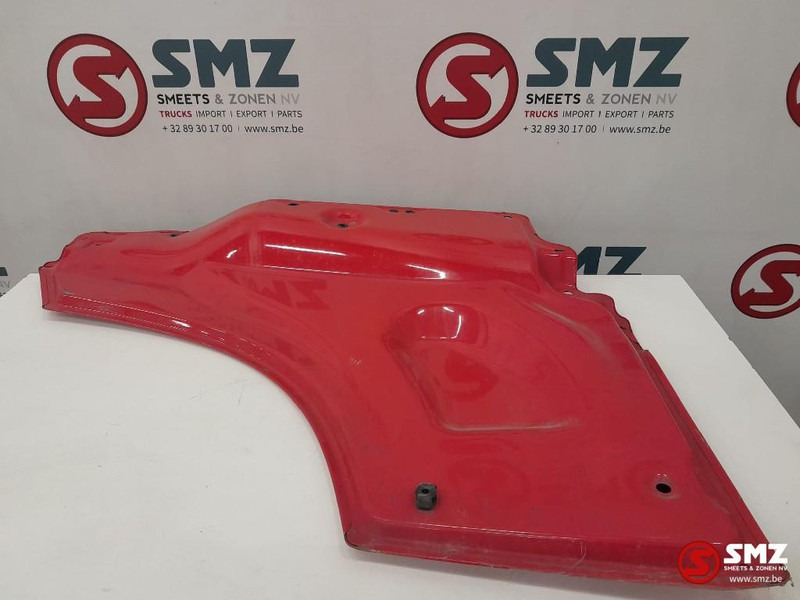 Volvo Occ deurverlenging links Volvo - Puerta y piezas para Camión: foto 4 Volvo Occ deurverlenging links Volvo - Puerta y piezas para Camión: foto 4