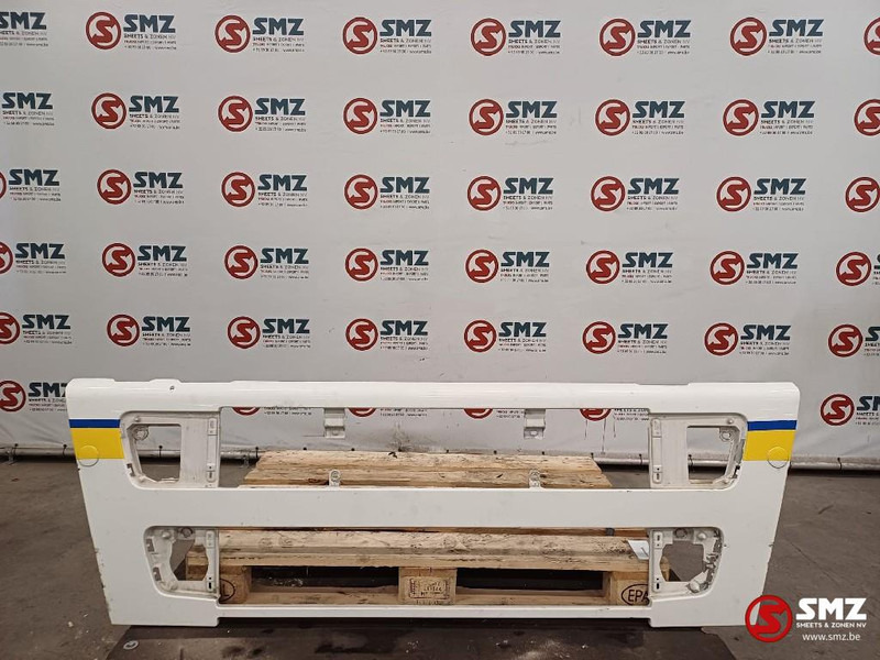 Volvo Occ onderste radiatorgrille Volvo - Parrilla para Camión: foto 1 Volvo Occ onderste radiatorgrille Volvo - Parrilla para Camión: foto 1