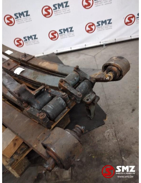 Volvo Occ set bladveren eerste en tweede vooras Volvo - Suspensión de ballestas para Camión: foto 2 Volvo Occ set bladveren eerste en tweede vooras Volvo - Suspensión de ballestas para Camión: foto 2