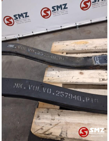 Volvo Occ set voorste bladveren Volvo FH 21319747 - Suspensión de ballestas para Camión: foto 4 Volvo Occ set voorste bladveren Volvo FH 21319747 - Suspensión de ballestas para Camión: foto 4