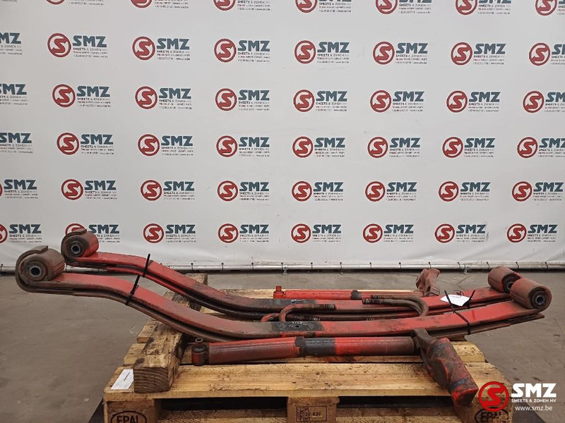 Volvo Occ set voorste bladveren met schokdempers en beug - Suspensión de ballestas para Camión: foto 1 Volvo Occ set voorste bladveren met schokdempers en beug - Suspensión de ballestas para Camión: foto 1