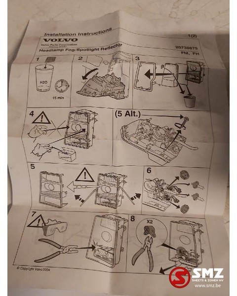Volvo Volvo mistlicht reflector koplamp links - Faro delantero para Camión: foto 2 Volvo Volvo mistlicht reflector koplamp links - Faro delantero para Camión: foto 2
