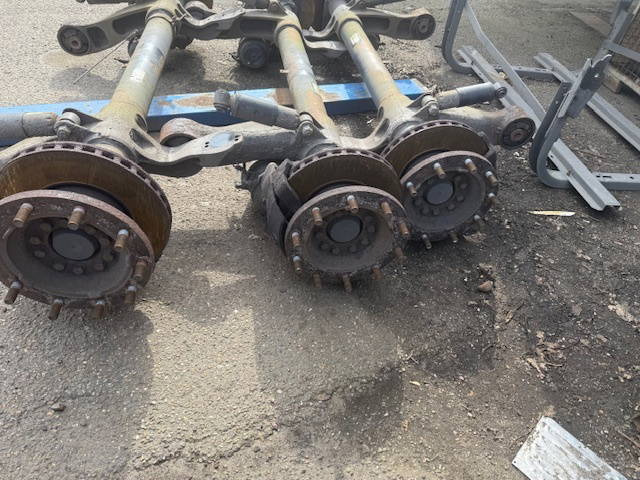 Kögel Kogel Schijfrem assen - Eje y piezas para Camión: foto 2 Kögel Kogel Schijfrem assen - Eje y piezas para Camión: foto 2