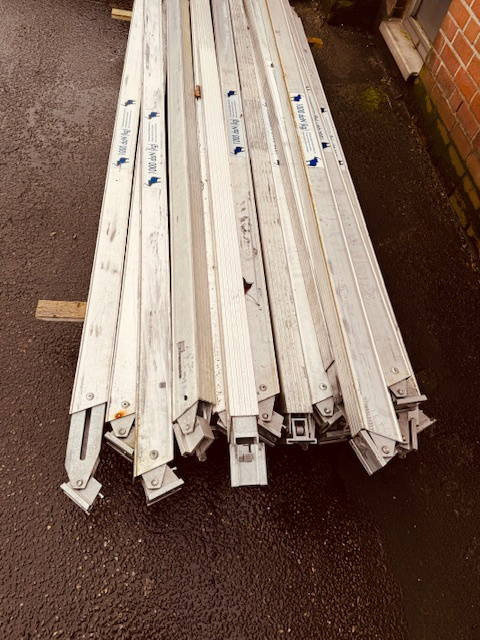 Schmitz Cargobull Doppelstock balken - Recambio para Remolque: foto 2 Schmitz Cargobull Doppelstock balken - Recambio para Remolque: foto 2