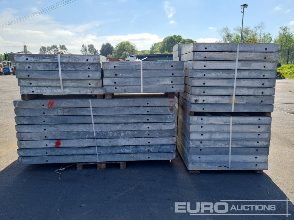 1.25m x 1.25m Concrete Shuttering (2 Bundles), 1m x 1.25m Concrete Shuttering (6 Bundles), 1.25m x 2.5m Concrete Shuttering (1 Bundle) & 0.55m x 2.5m Concrete Shuttering (2 Bundles) - Construcción de carreteras: foto 4 1.25m x 1.25m Concrete Shuttering (2 Bundles), 1m x 1.25m Concrete Shuttering (6 Bundles), 1.25m x 2.5m Concrete Shuttering (1 Bundle) & 0.55m x 2.5m Concrete Shuttering (2 Bundles) - Construcción de carreteras: foto 4