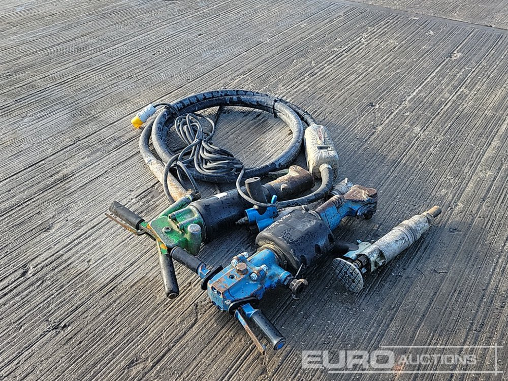 110 Volt Concrete Poker, Pneumatic Drill (2 of), Pneumatic Hand Held Breaker (2 of) - Construcción de carreteras: foto 1 110 Volt Concrete Poker, Pneumatic Drill (2 of), Pneumatic Hand Held Breaker (2 of) - Construcción de carreteras: foto 1