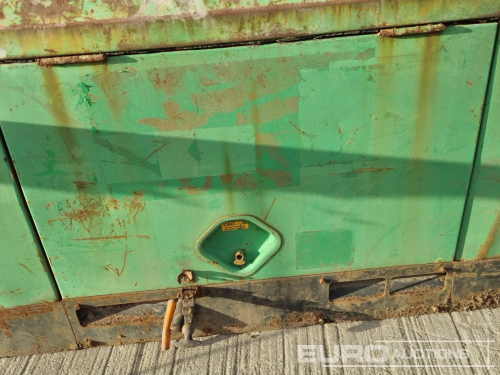 Generador industriale 110Volt Generator/Welder, 3 Cylinder Engine (2 of), 230Volt Generator/Welder, Engine (Parts Missing): foto 28